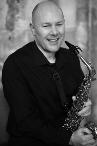 Andy Goldsmith with Saxofonie at Howden Minster (1)